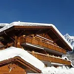 Kiwi Links - Griwa Rent Ag Apartment Grindelwald